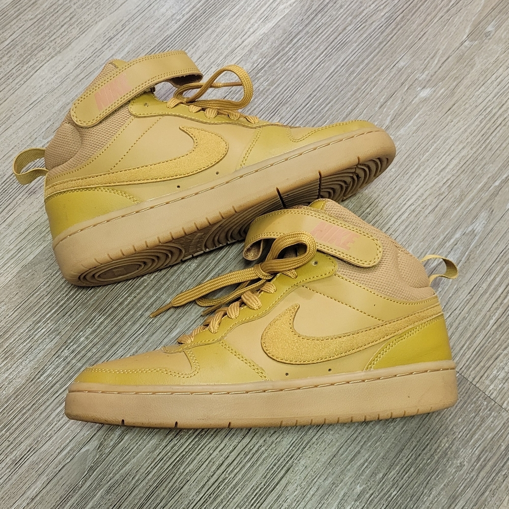 YOUTH Nike Court Borough Mid